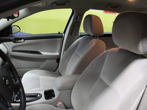 Used 2016 Chevrolet Impala Limited LS image 18