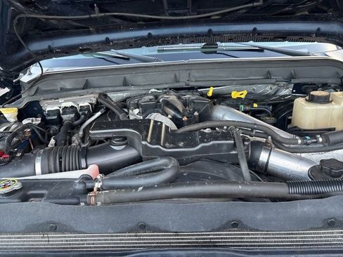 Used 2014 Ford F250 XLT w/ XLT Premium Package image 31