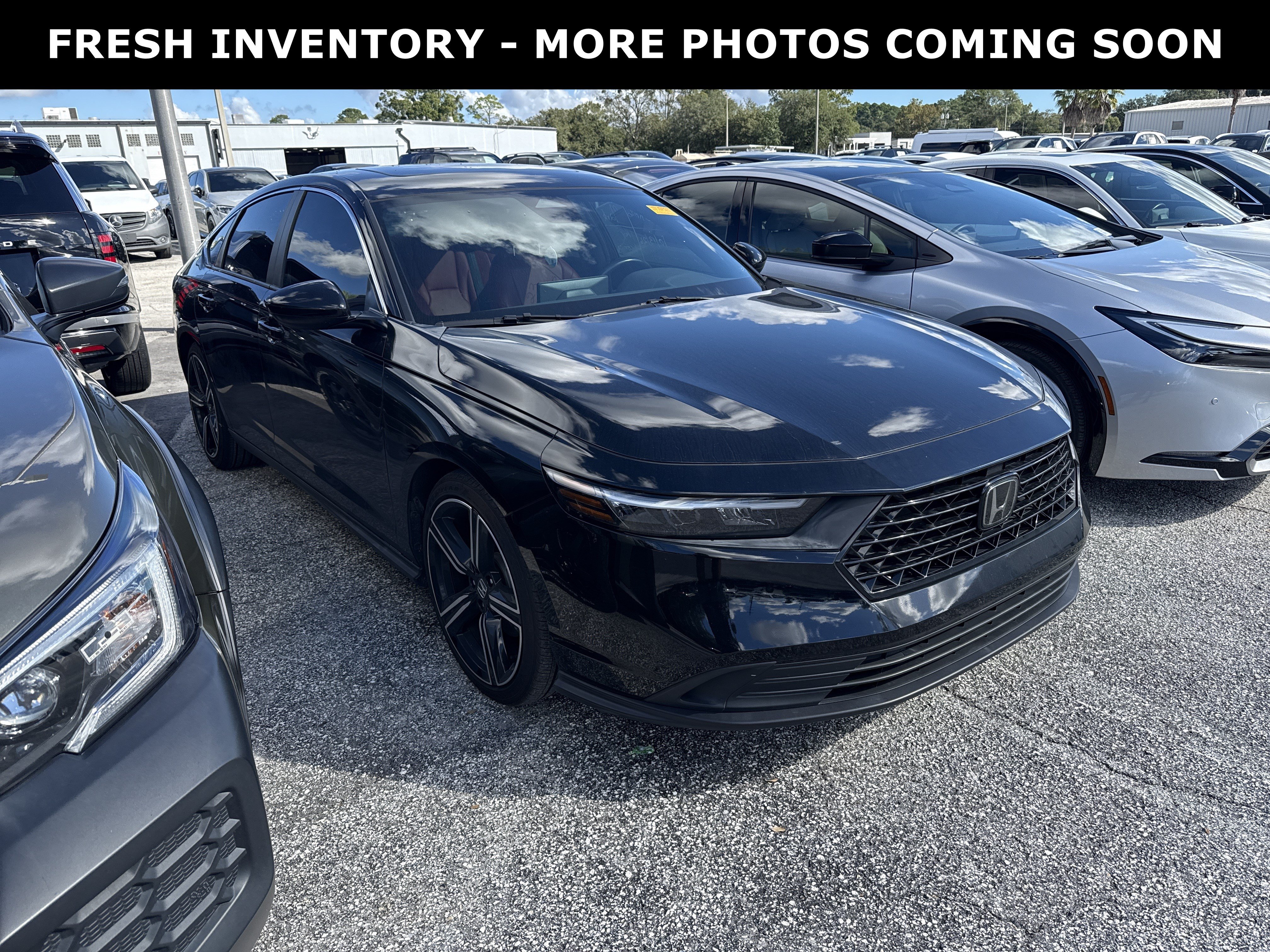 Used 2023 Honda Accord Sport image 1