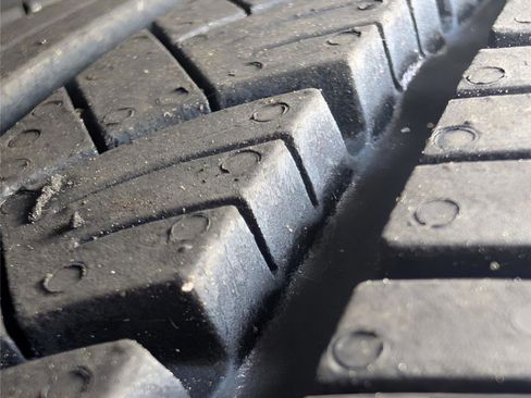 Used 2022 Nissan Sentra SV image 9