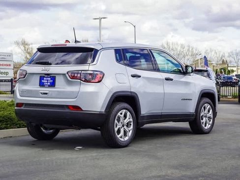 New 2025 Jeep Compass Sport image 30