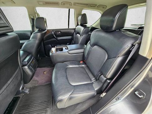 Used 2016 INFINITI QX80 4WD w/ 22" Wheel Package image 20