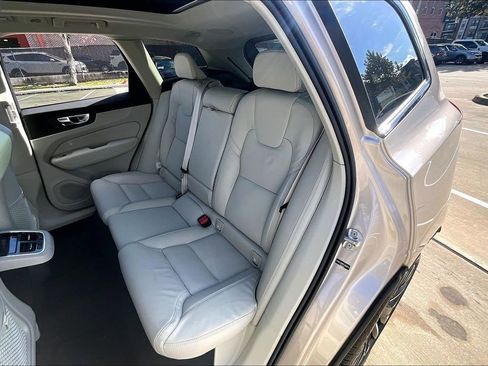 New 2026 Volvo XC60 B5 Ultra w/ Protection Package Premier AWD/4WD image 29