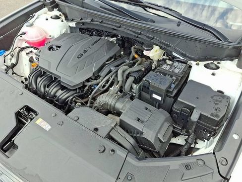 Certified 2025 Hyundai Tucson SE AWD/4WD image 27