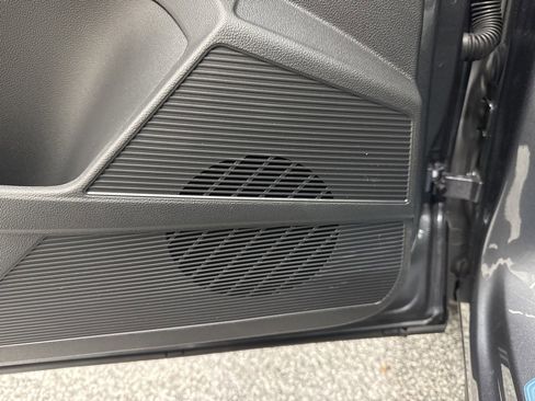 New 2026 Volkswagen Taos SE image 22