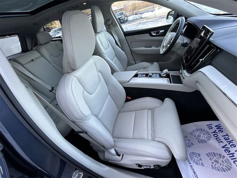 New 2026 Volvo XC60 T8 Ultra w/ Climate Package image 25