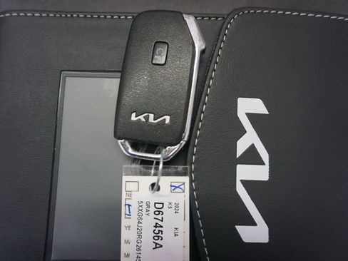 Used 2024 Kia K5 GT-Line w/ GT-Line Premium Package FWD image 16
