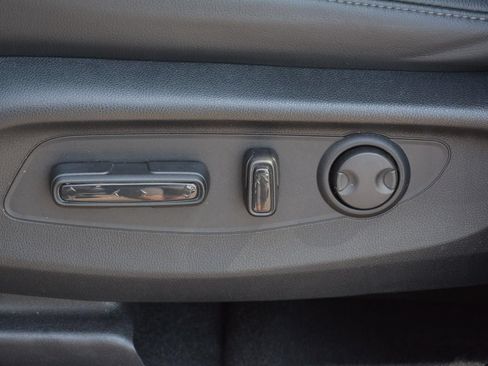 Used 2024 Honda CR-V EX-L image 8