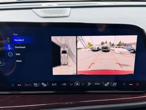 New 2026 Chevrolet Traverse RS w/ LPO, Floor Liner Package image 6