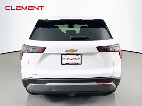 Used 2025 Chevrolet Equinox LT FWD image 8