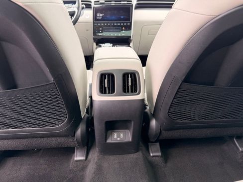 Used 2023 Hyundai Tucson Limited image 31