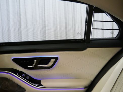 Used 2024 Mercedes-Benz S 63 AMG S image 36