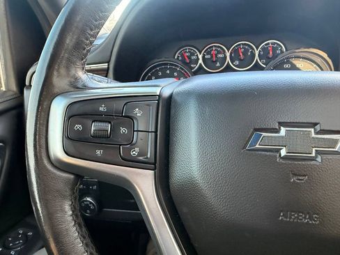 Used 2021 Chevrolet Tahoe Z71 w/ Luxury Package AWD/4WD image 7