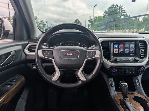 Used 2017 GMC Acadia SLE w/ Driver Alert Package I AWD/4WD image 31