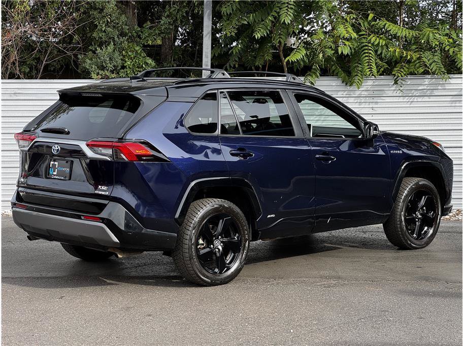 Used 2021 Toyota RAV4 XSE AWD/4WD image 12