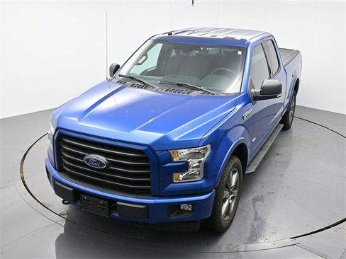 Used 2017 Ford F150 XLT w/ Equipment Group 302A Luxury image 29