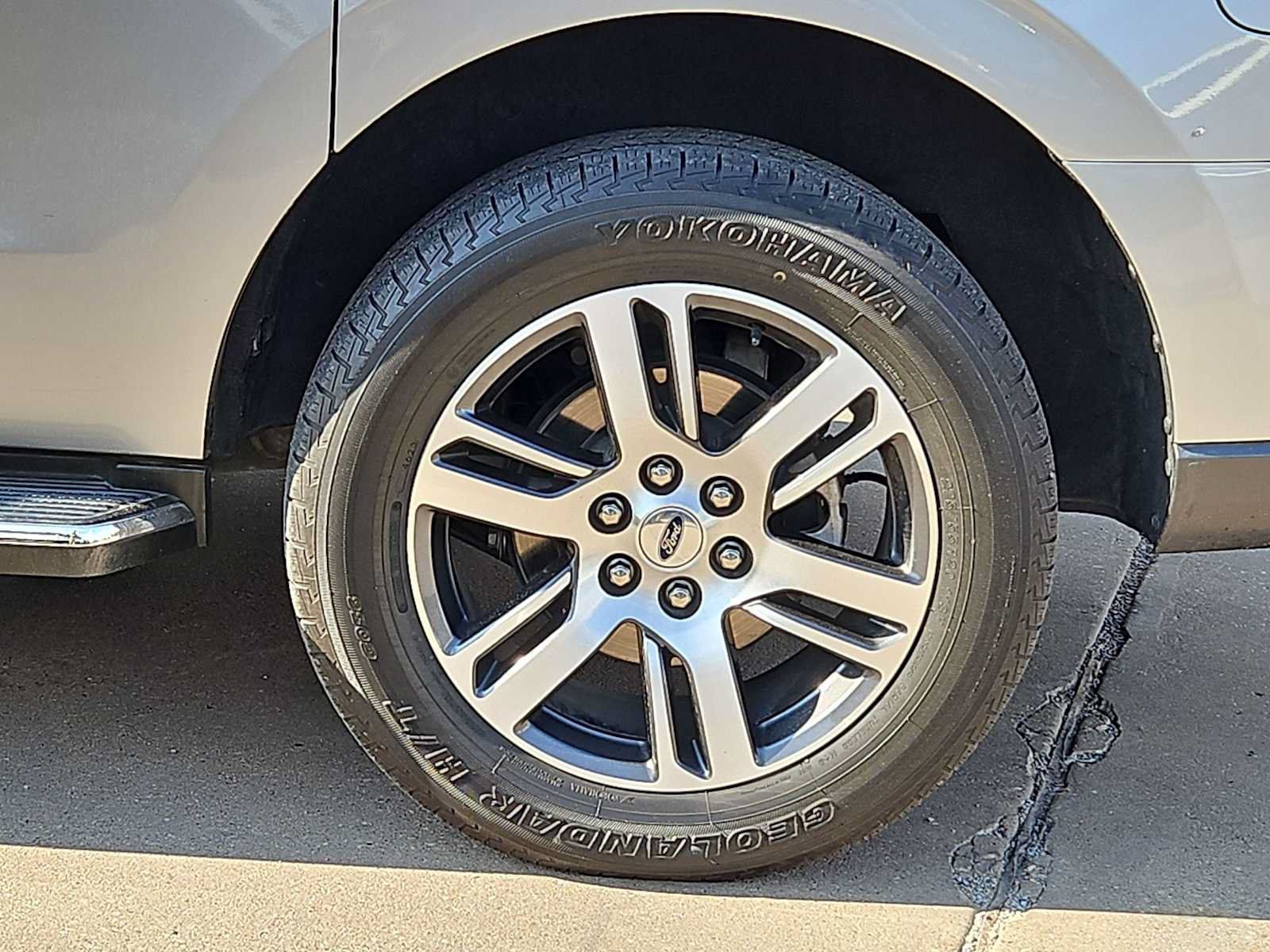 Used 2022 Ford Expedition Max Limited RWD image 12