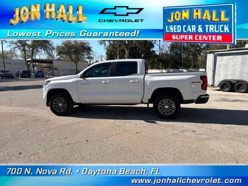 Used 2024 Chevrolet Colorado LT w/ LT Convenience Package II image 6