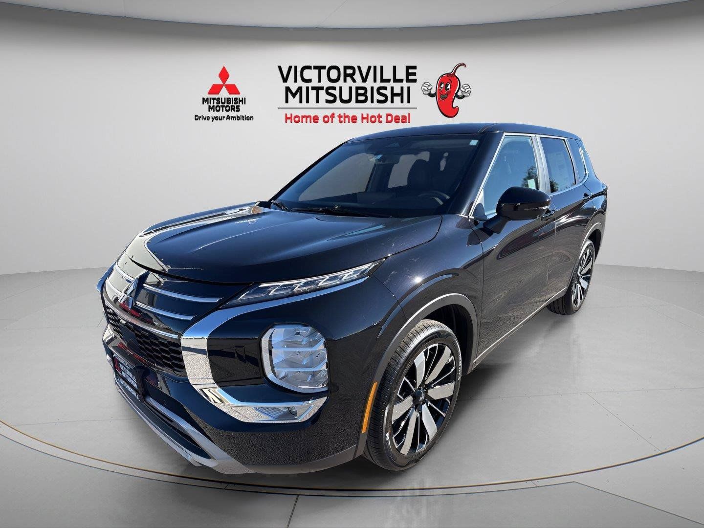 Used 2025 Mitsubishi Outlander SE AWD/4WD image 5