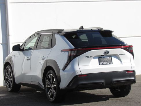 Certified 2023 Toyota bZ4X Limited w/ Weather Package image 5