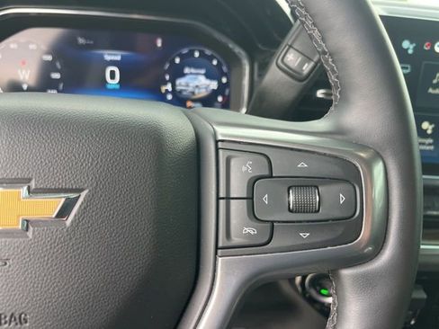 Used 2025 Chevrolet Silverado 1500 LT w/ Z71 Off-Road Package AWD/4WD image 19