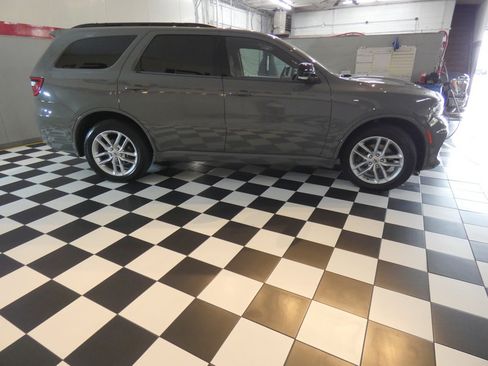 Used 2023 Dodge Durango R/T AWD/4WD image 4