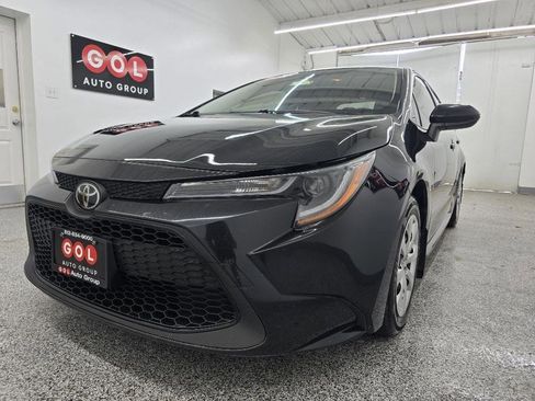 Used 2022 Toyota Corolla LE FWD image 8