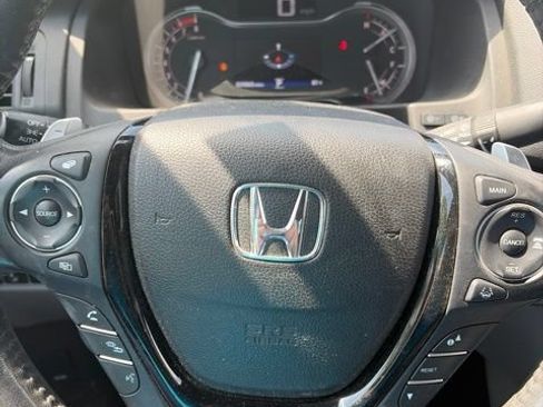 Used 2020 Honda Ridgeline RTL-E image 4