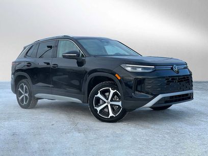 New 2025 Volkswagen Tiguan SE