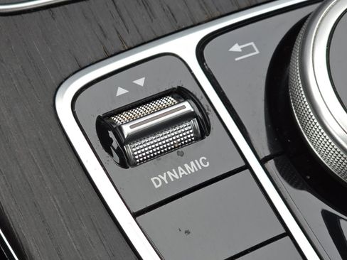 Used 2020 Mercedes-Benz C 300 4MATIC Sedan image 8