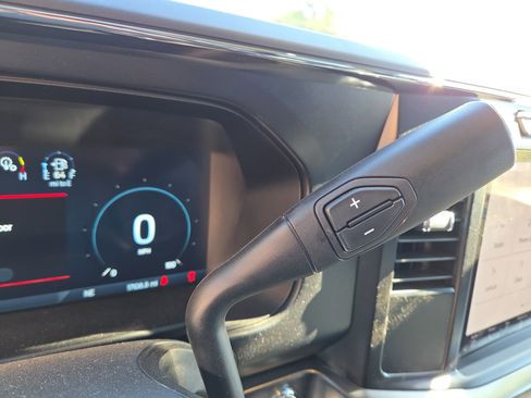 Used 2024 Ford F350 Lariat w/ Camper Package image 23