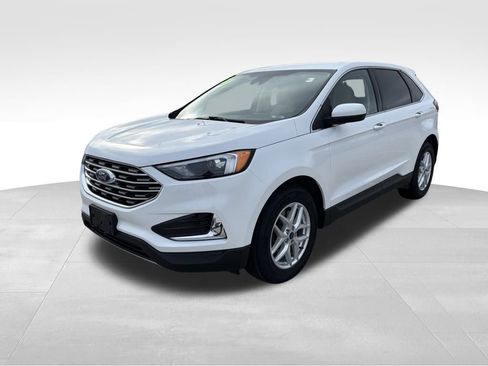 Used 2022 Ford Edge SEL image 2