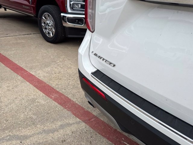 Used 2022 Ford Explorer Limited w/ Equipment Group 301A RWD image 19
