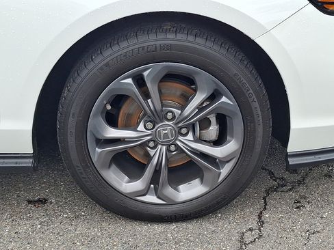 Used 2024 Honda Accord EX image 8