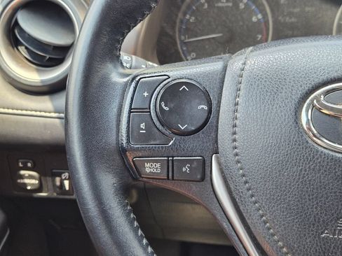 Used 2017 Toyota RAV4 XLE FWD image 17