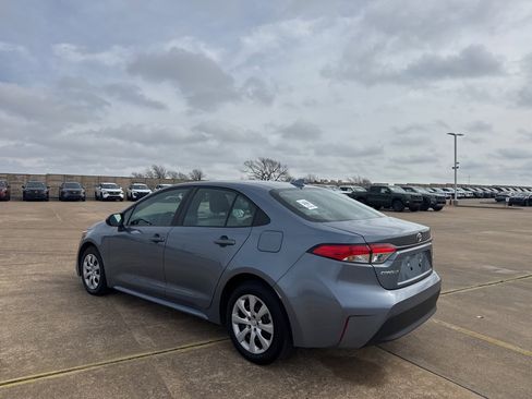 Used 2024 Toyota Corolla LE image 17