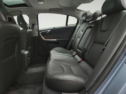 Used 2017 Volvo S60 T5 Inscription Platinum FWD image 26