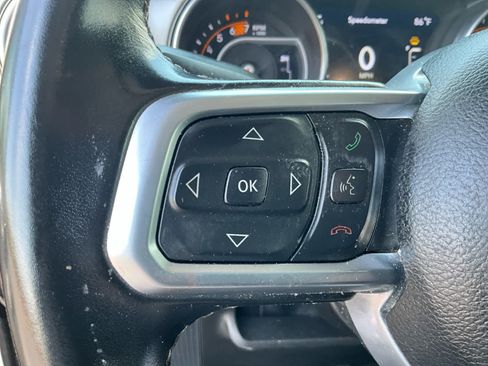 Used 2021 Jeep Wrangler Unlimited Sahara AWD/4WD image 21