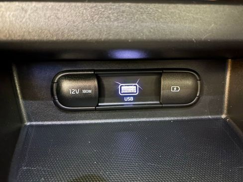 Used 2023 Kia Seltos S FWD image 26