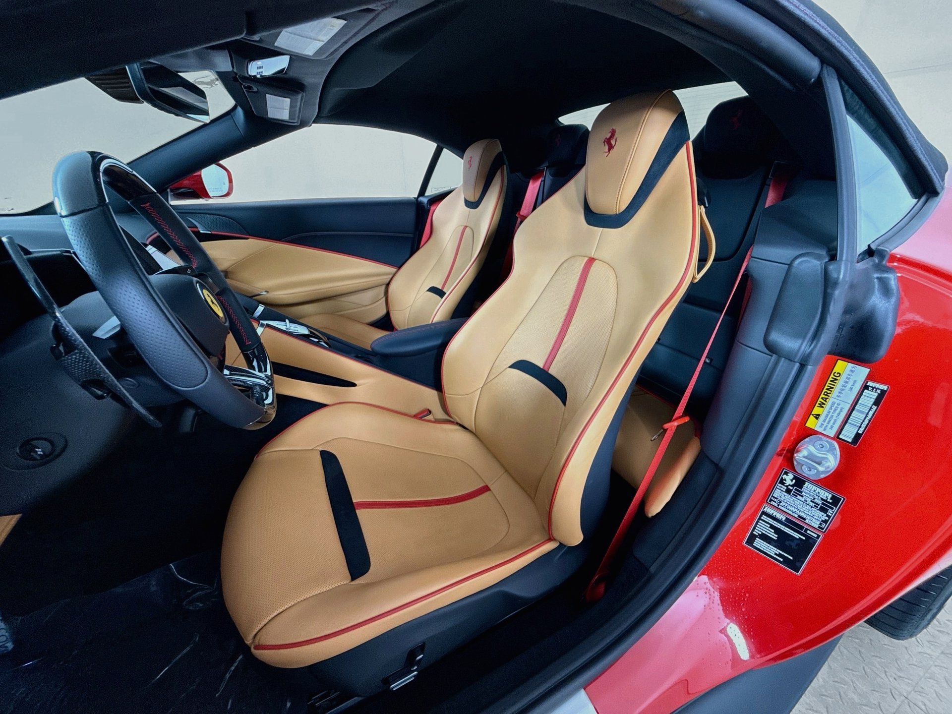 Certified 2024 Ferrari Roma Spider RWD image 9