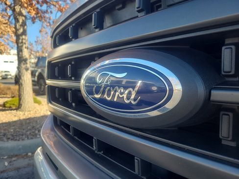 Certified 2021 Ford F150 Lariat w/ Equipment Group 502A High image 23