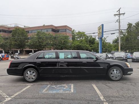 Used 2007 Cadillac DTS FWD image 6