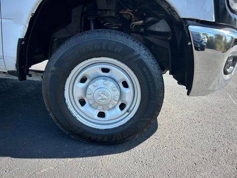 Used 2023 RAM 2500 Tradesman image 2