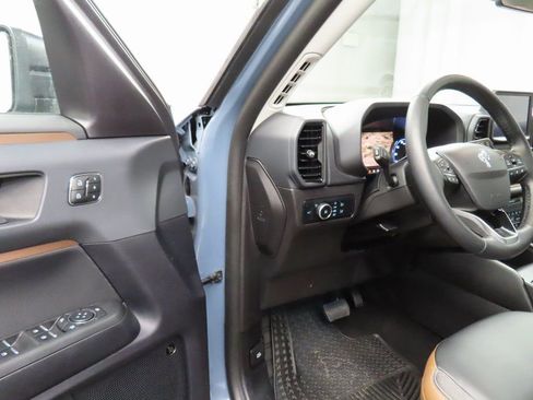 Used 2024 Ford Bronco Sport Outer Banks w/ Tech Package image 44