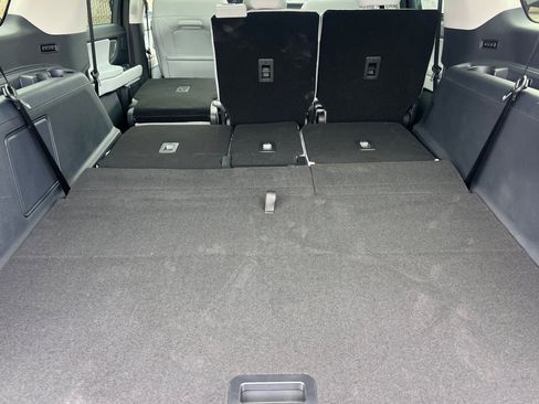 New 2026 Ford Expedition Max Platinum image 21