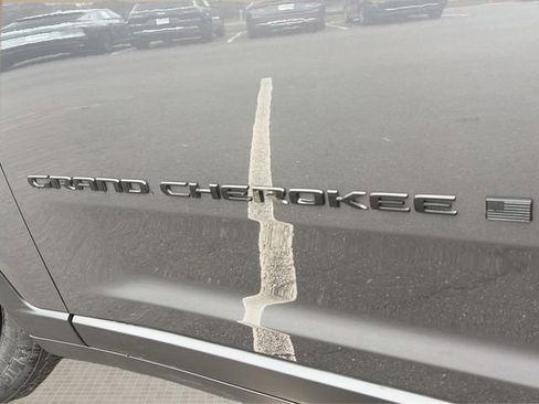 New 2026 Jeep Grand Cherokee Laredo image 13