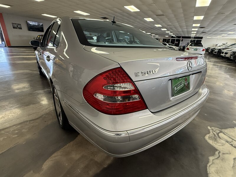 Used 2003 Mercedes-Benz E 500 Sedan w/ X2 Opt Pkg image 7