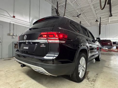 Used 2019 Volkswagen Atlas SE w/ Panoramic Sunroof Package image 5