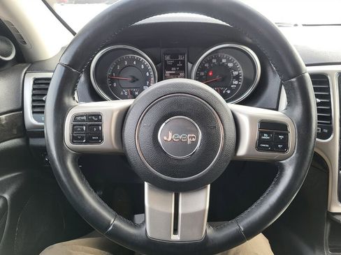 Used 2013 Jeep Grand Cherokee Laredo image 16