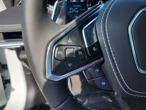 Used 2025 Chevrolet Corvette Stingray Preferred Cpe w/ 2LT image 14